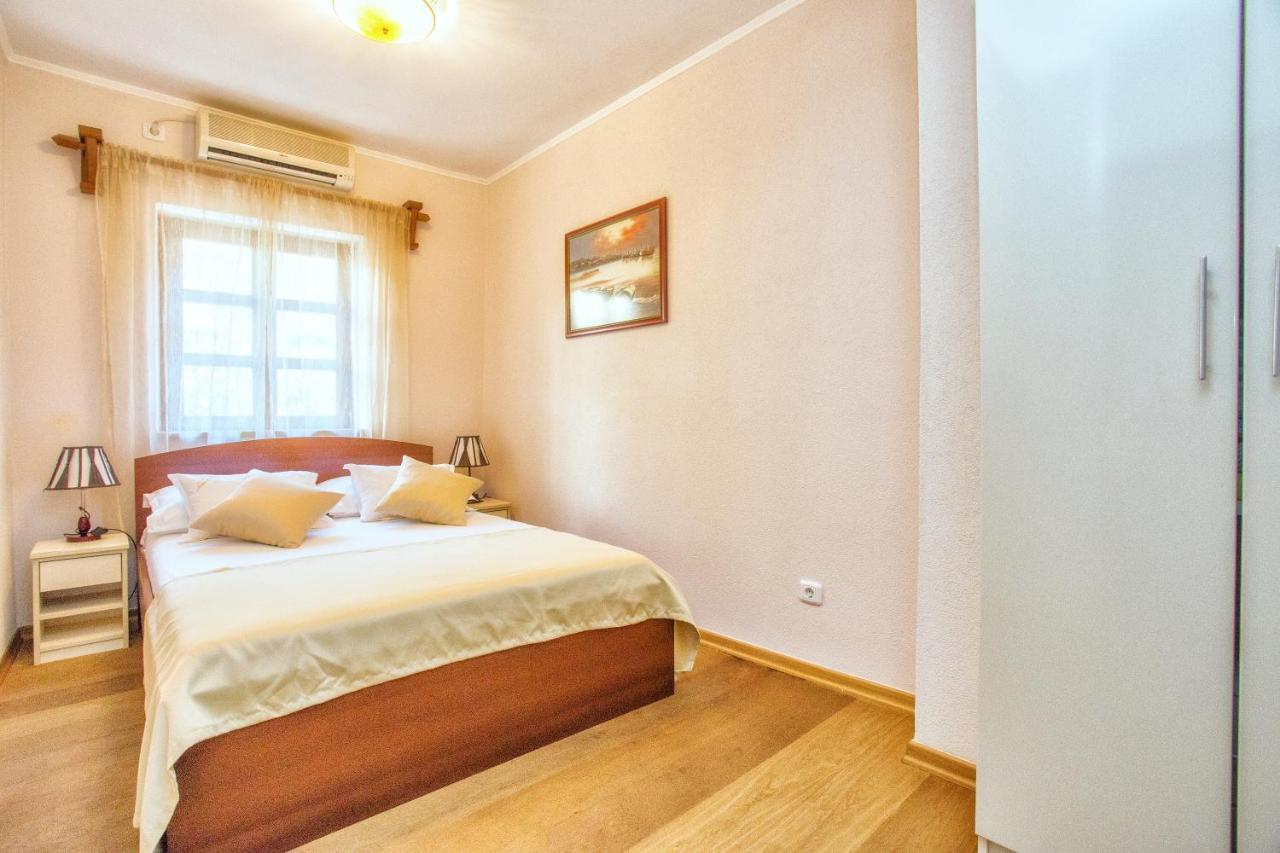 Hotel Admiral Perast Eksteriør bilde