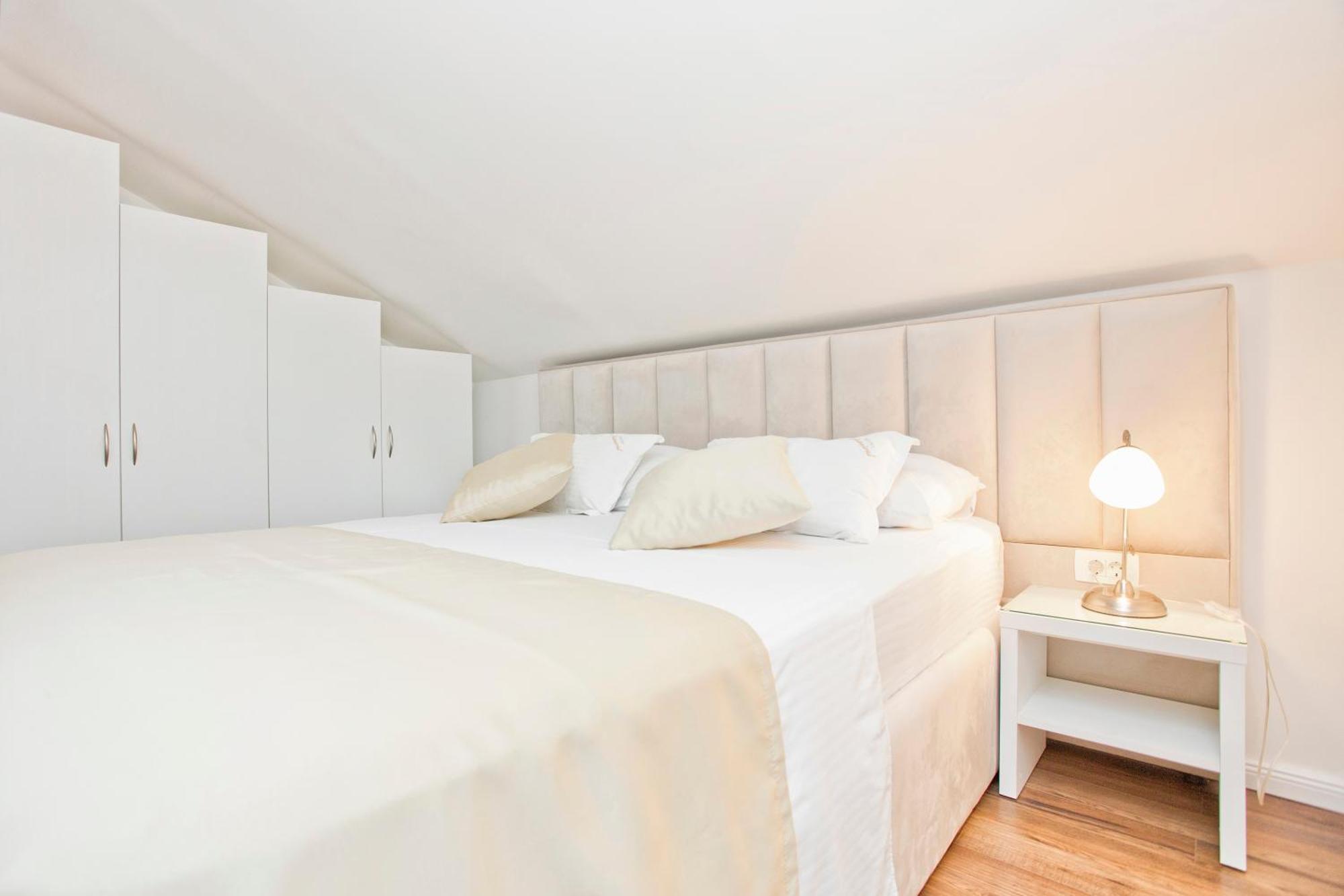 Hotel Admiral Perast Rom bilde