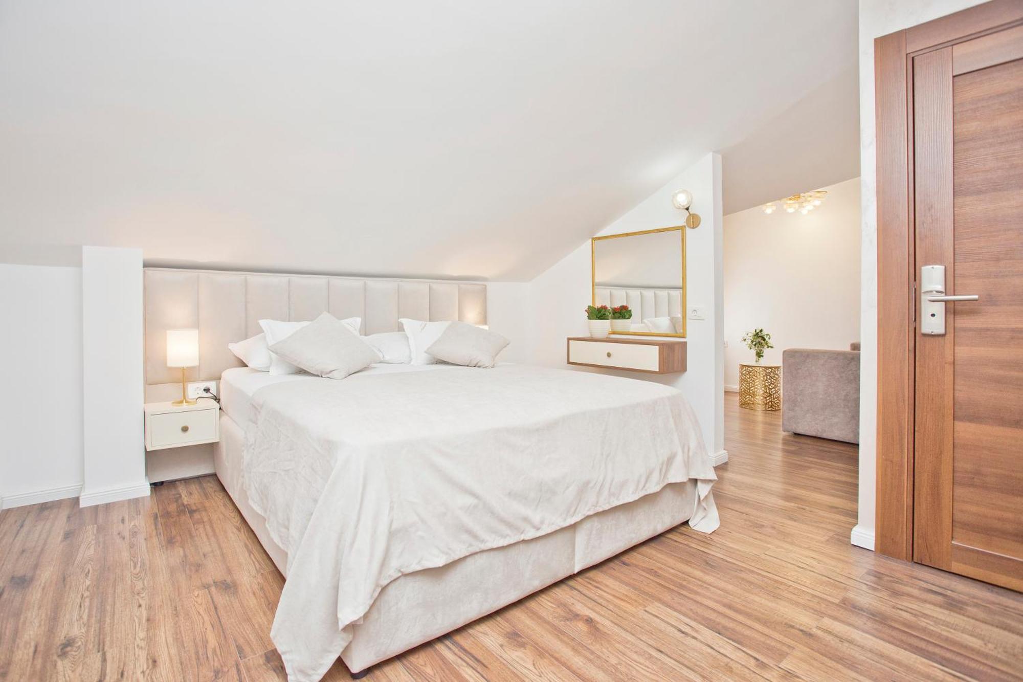 Hotel Admiral Perast Rom bilde
