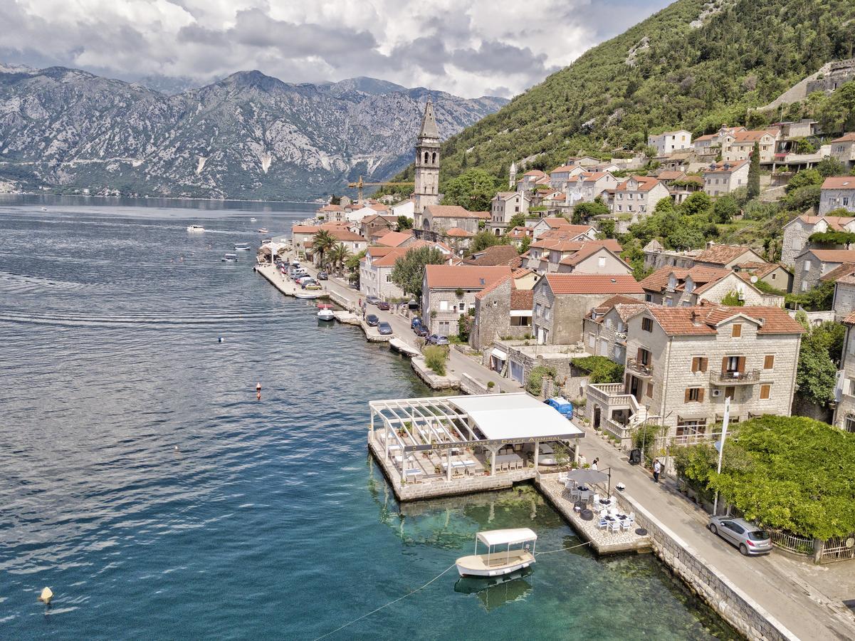 Hotel Admiral Perast Eksteriør bilde